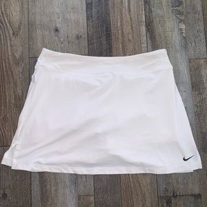 White Nike tennis skirt